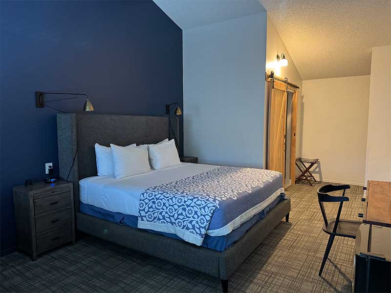 Solvang Hotels Pet-Friendly - Sideways Inn